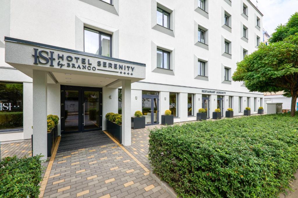 Hotel Serenity